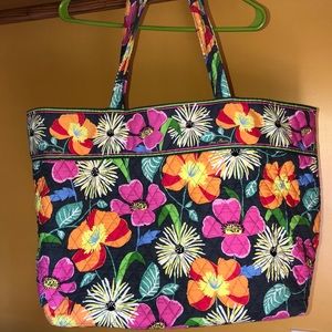 Vera Bradley Jazzy Blooms Grand Travel Tote